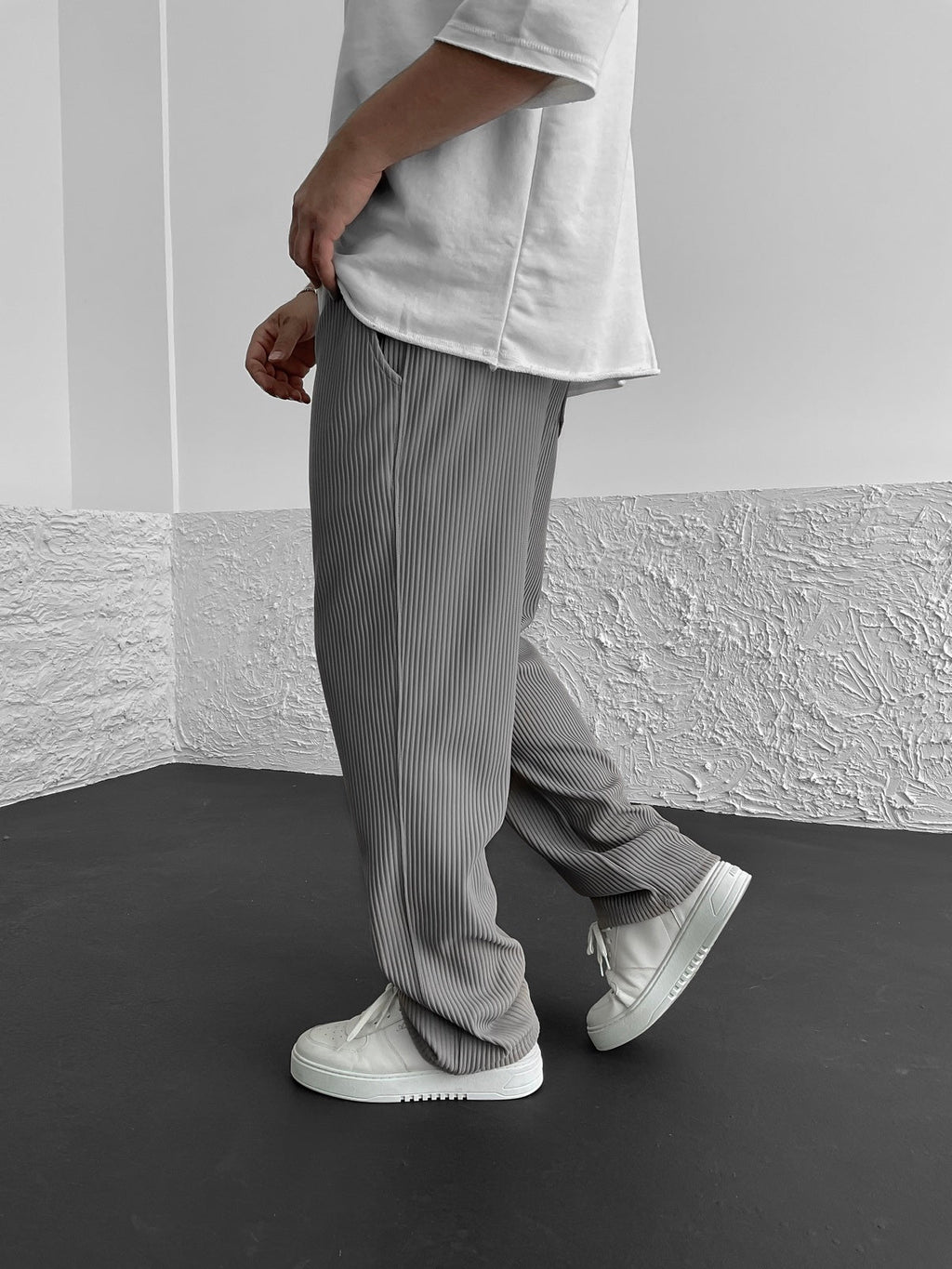Pantalón Pleated Relax Élégance