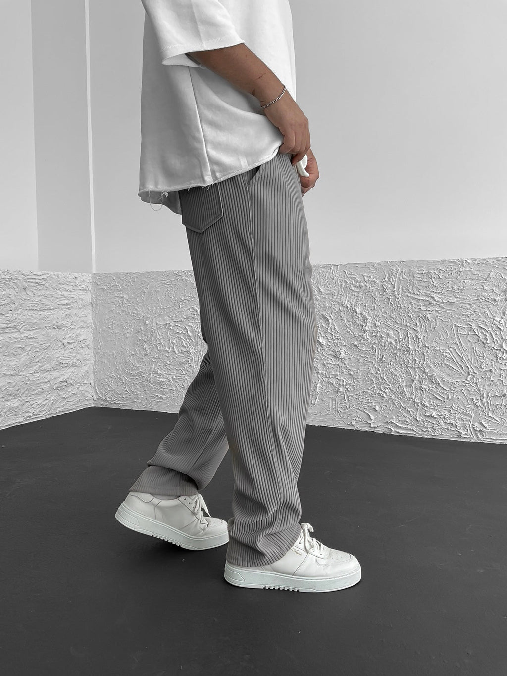 Pantalón Pleated Relax Élégance